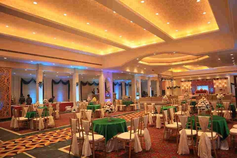 Executive Club Hotell Bareilly Eksteriør bilde