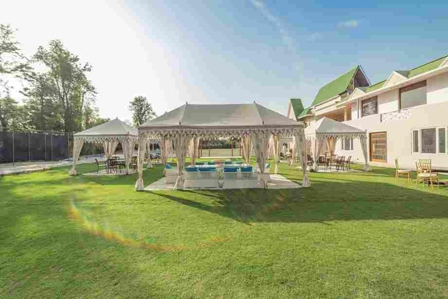 Executive Club Hotell Bareilly Eksteriør bilde